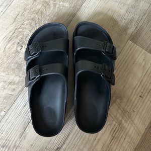 NWOT Women’s Slide Sandals. Size 8.